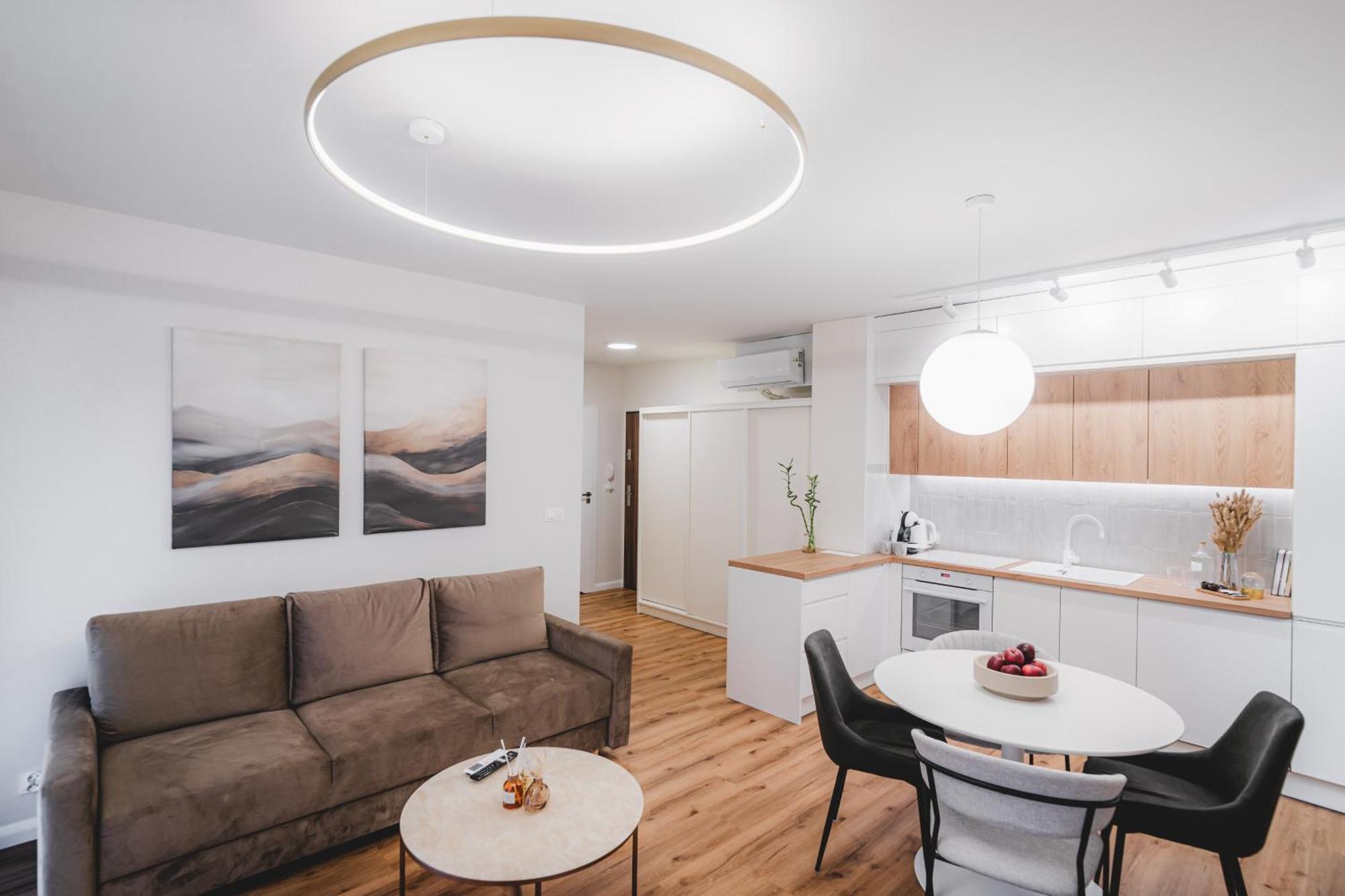 Zen Center Apartment - Free Parking ทอรูน ภายนอก รูปภาพ