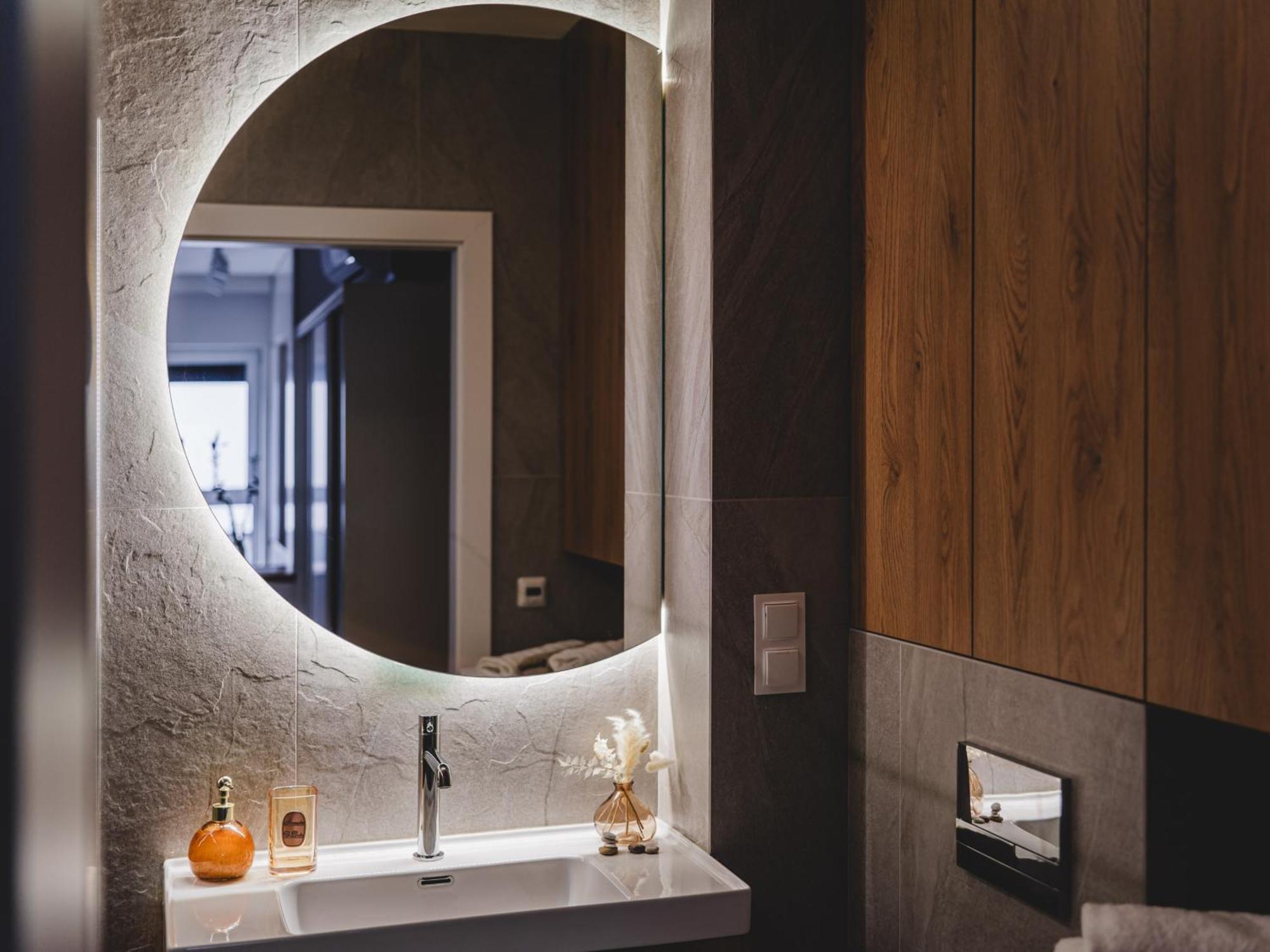 Zen Center Apartment - Free Parking ทอรูน ภายนอก รูปภาพ